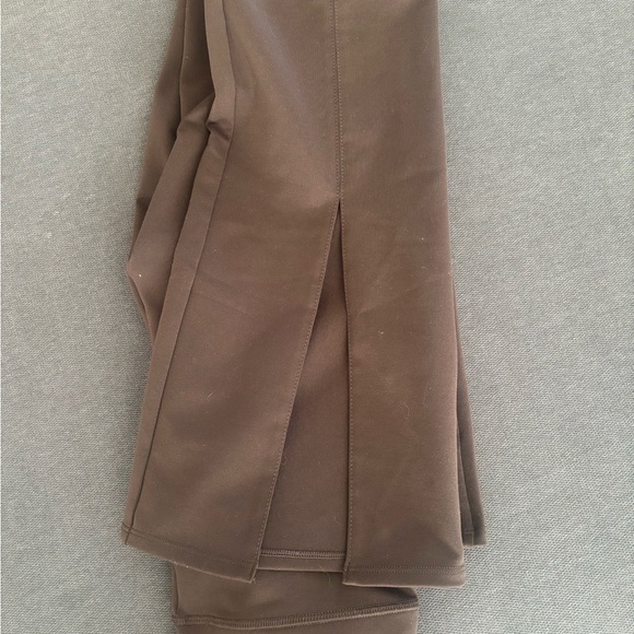 ALO Yoga airbrush high waist flutter legging - Picture 4 of 5